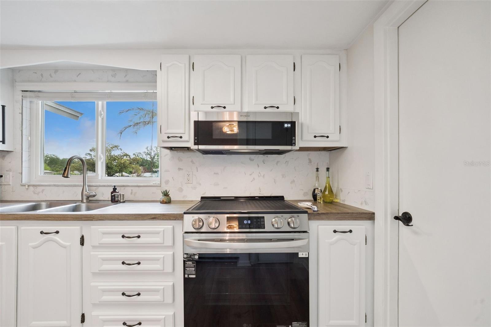 425 VANDERGRIFT DR, OCOEE, FL, 34761