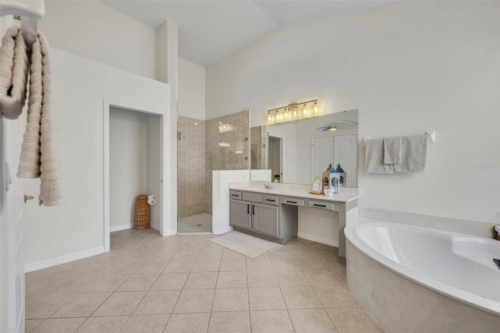 1054 LANDVIEW CT, ORLANDO, FL, 32828
