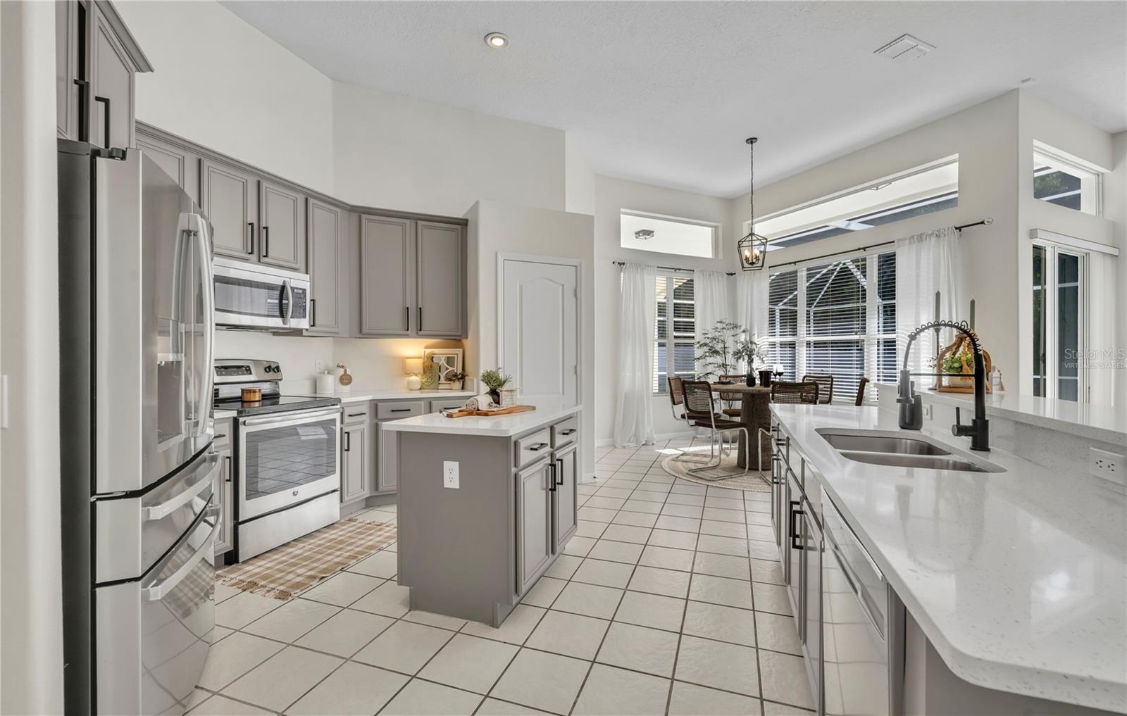 1054 LANDVIEW CT, ORLANDO, FL, 32828