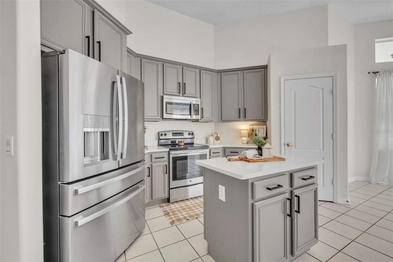 1054 LANDVIEW CT, ORLANDO, FL, 32828