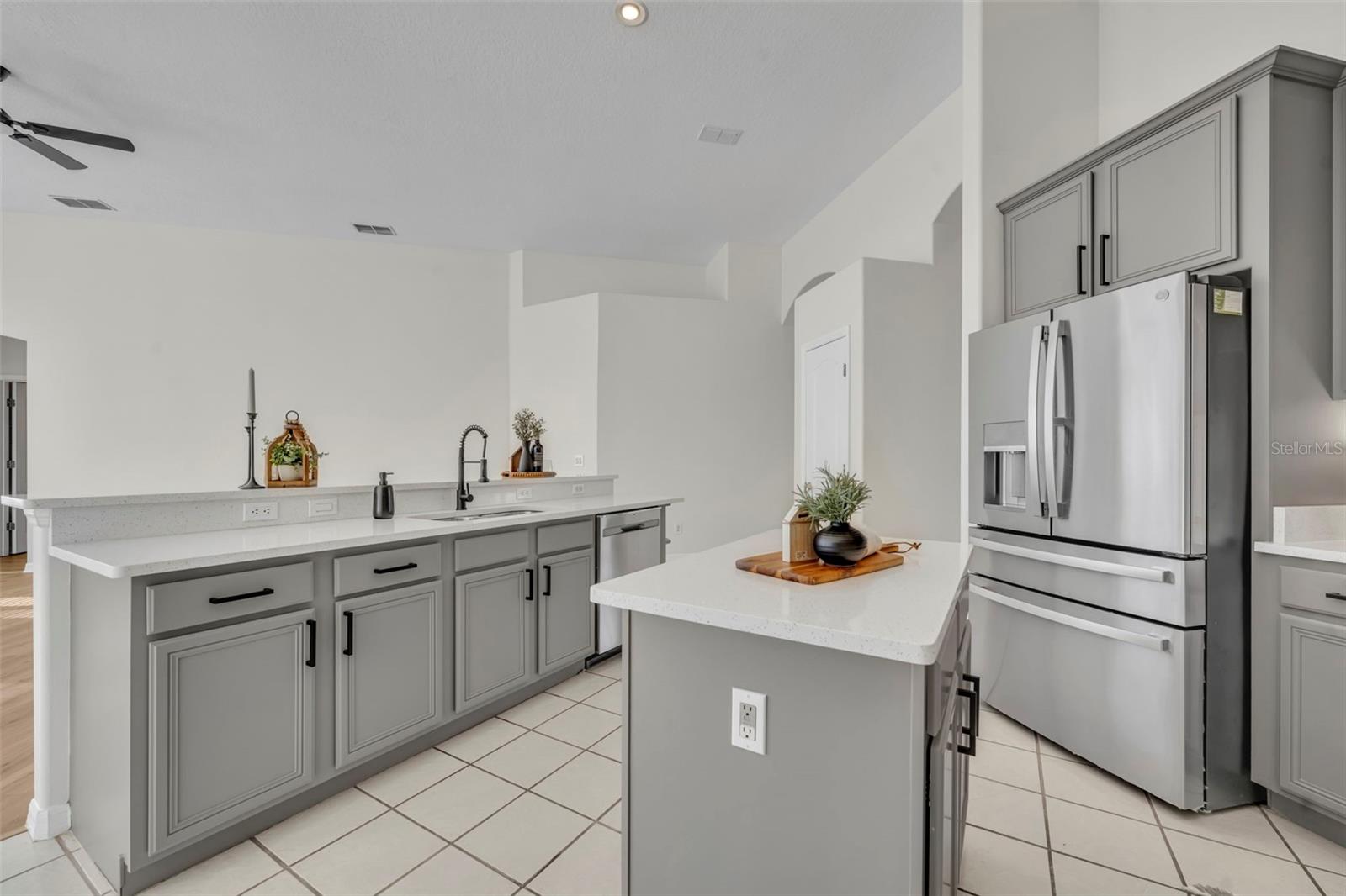 1054 LANDVIEW CT, ORLANDO, FL, 32828