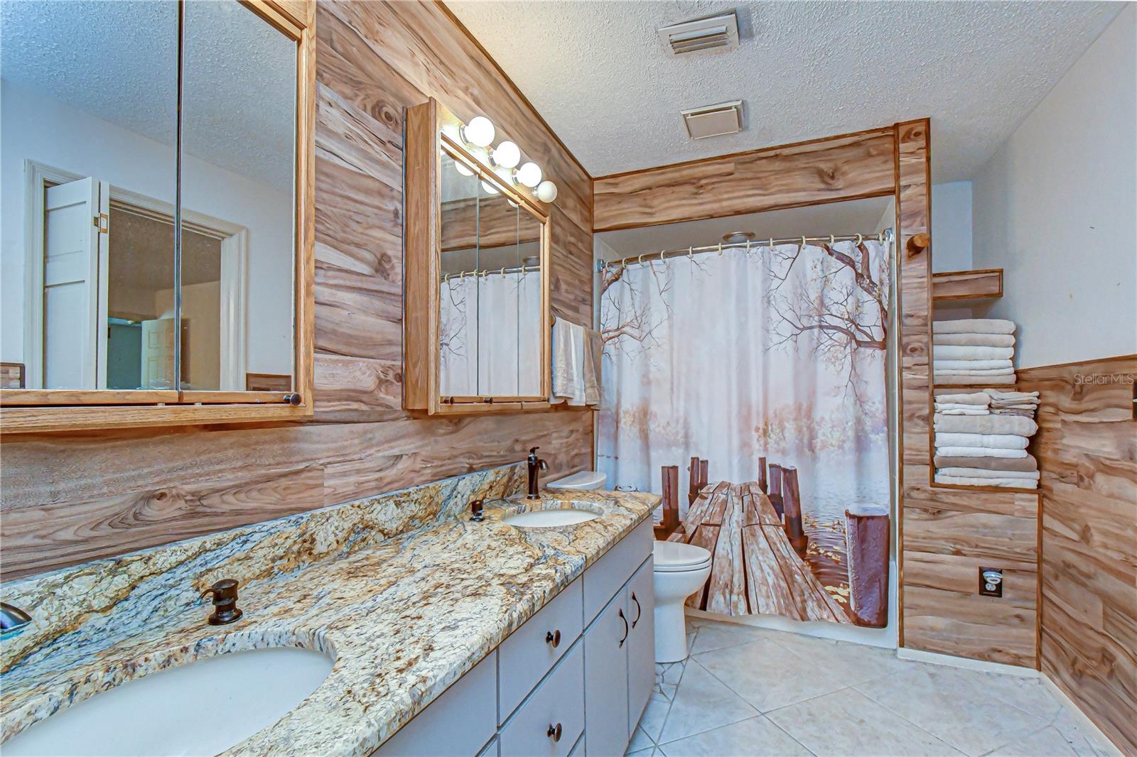 21924 OCEAN PINES DR, LAND O LAKES, FL, 34639