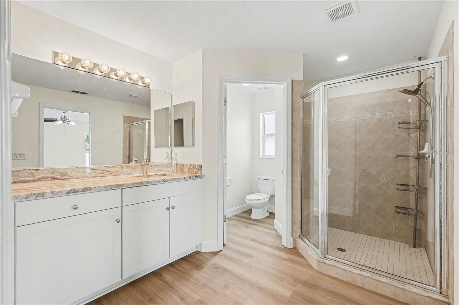 ensuite primary bathroom