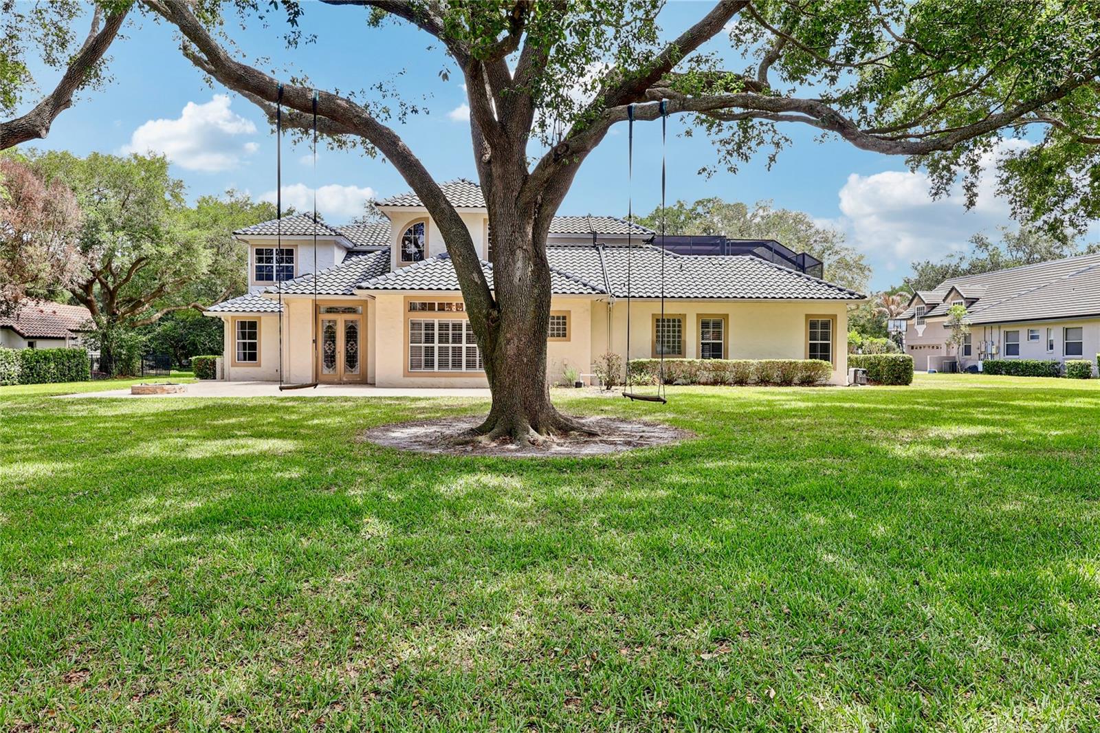 2068 ROBERTS POINT DR, WINDERMERE, FL, 34786