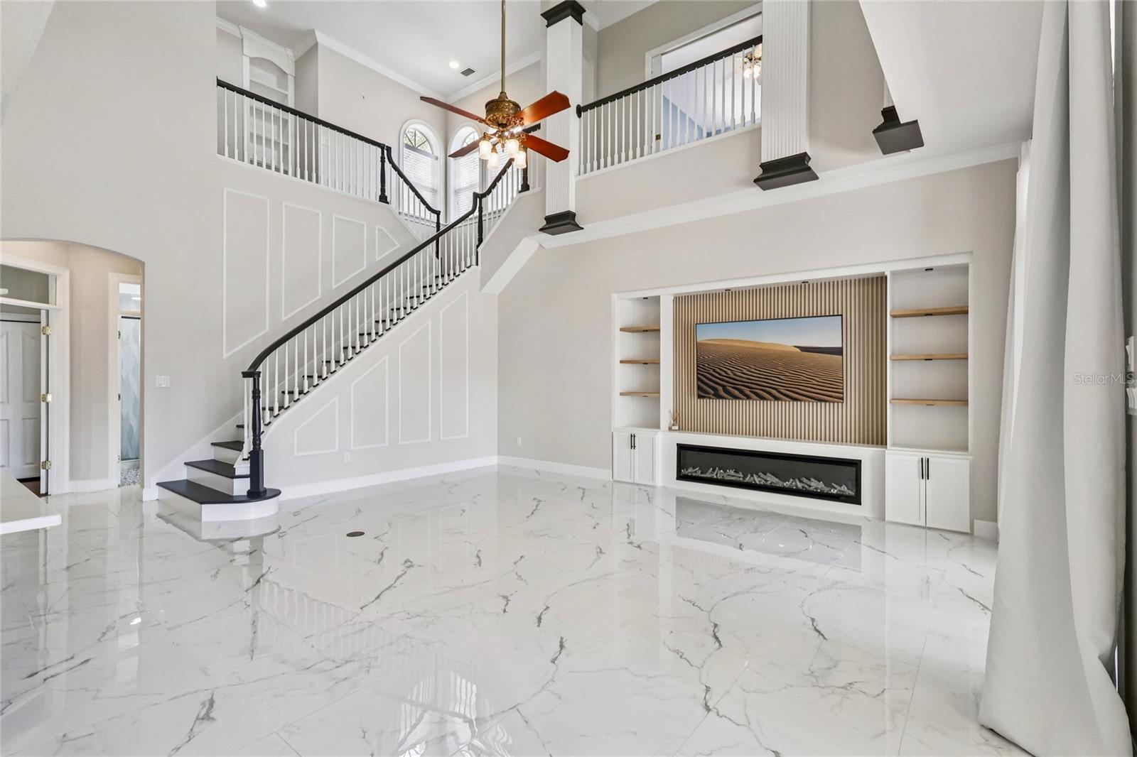 2068 ROBERTS POINT DR, WINDERMERE, FL, 34786