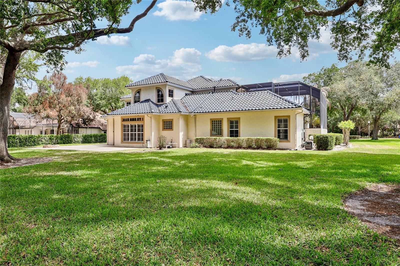 2068 ROBERTS POINT DR, WINDERMERE, FL, 34786