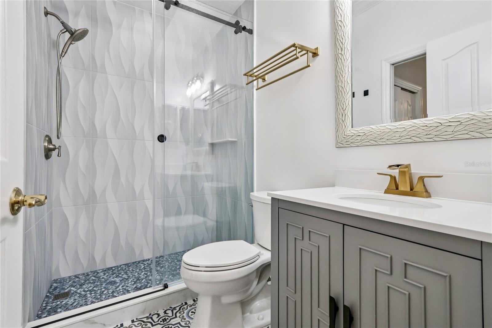 2068 ROBERTS POINT DR, WINDERMERE, FL, 34786