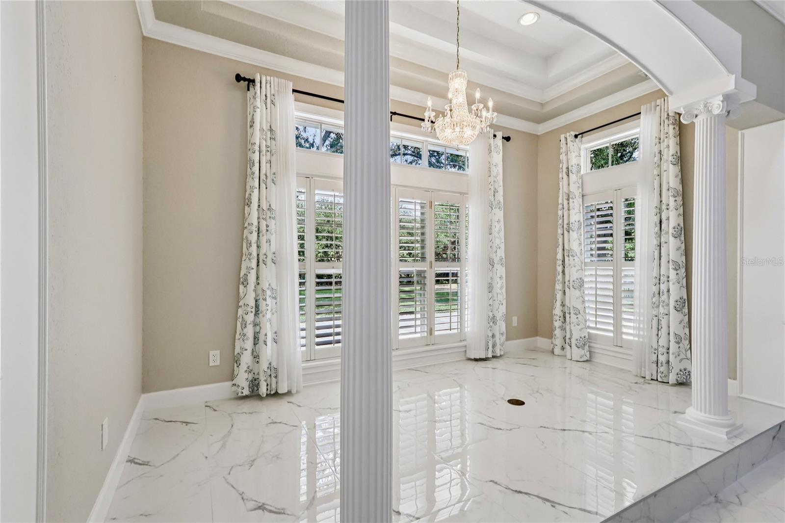 2068 ROBERTS POINT DR, WINDERMERE, FL, 34786