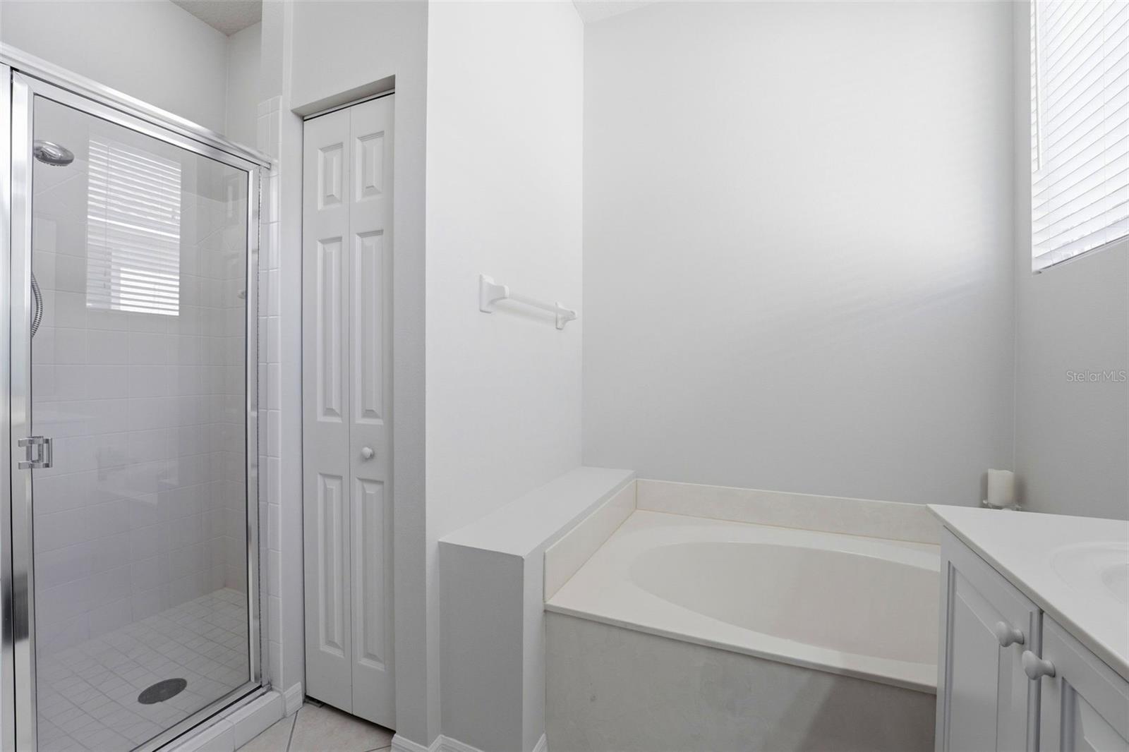 132 TALL TREES CT, SARASOTA, FL, 34232