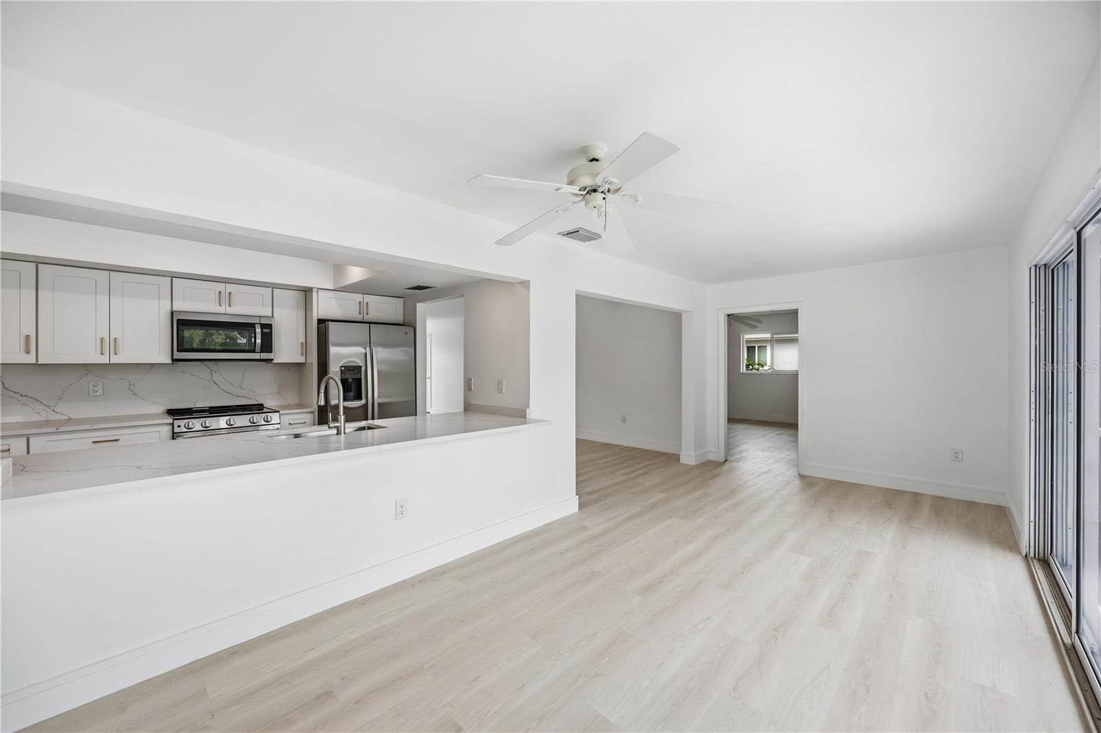 2501 CASS ST, SARASOTA, FL, 34231