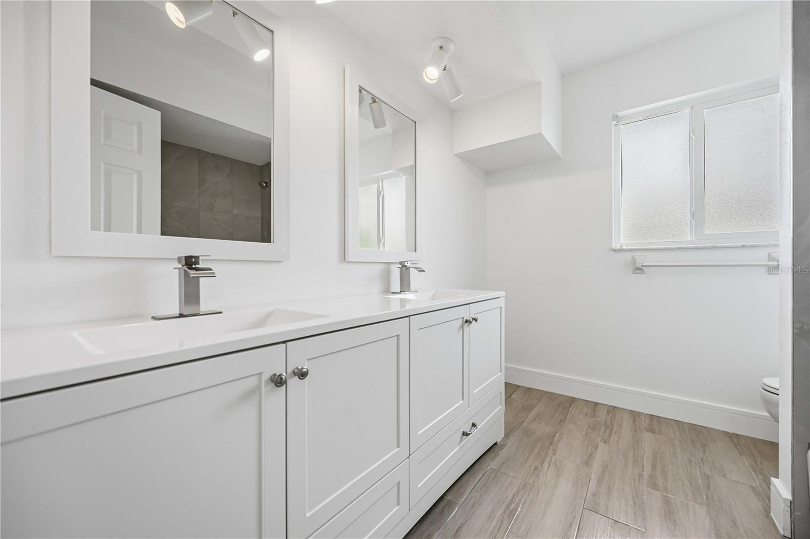 2501 CASS ST, SARASOTA, FL, 34231