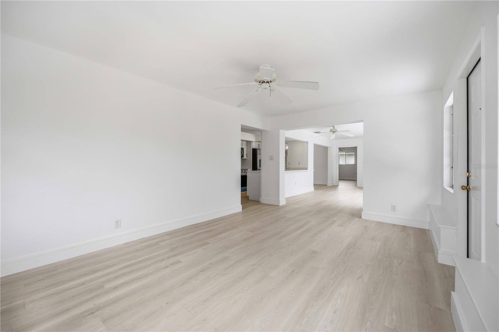 2501 CASS ST, SARASOTA, FL, 34231