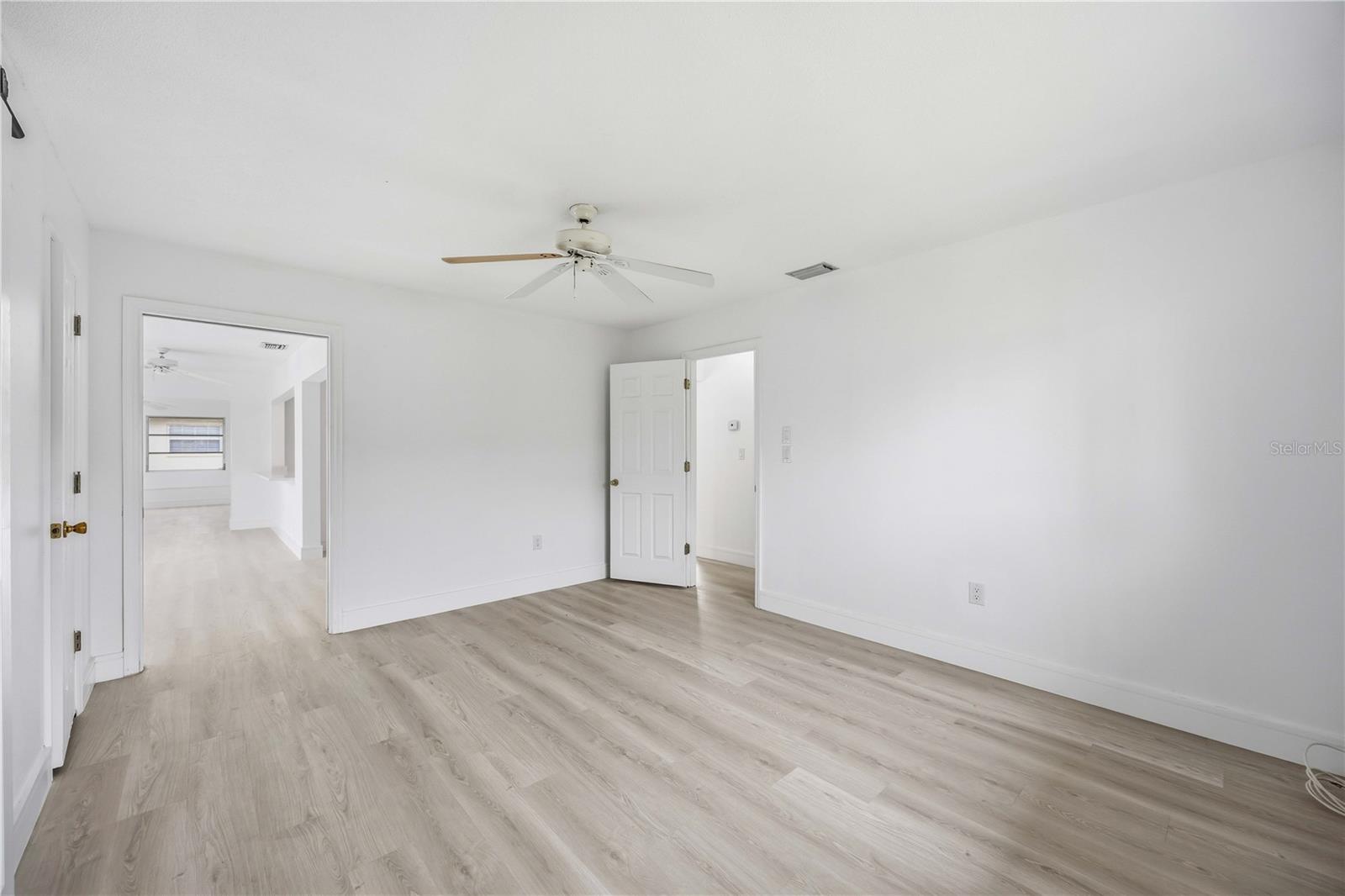 2501 CASS ST, SARASOTA, FL, 34231