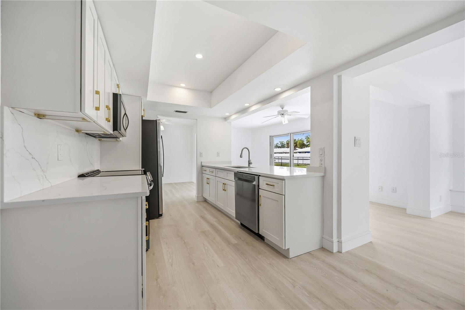 2501 CASS ST, SARASOTA, FL, 34231