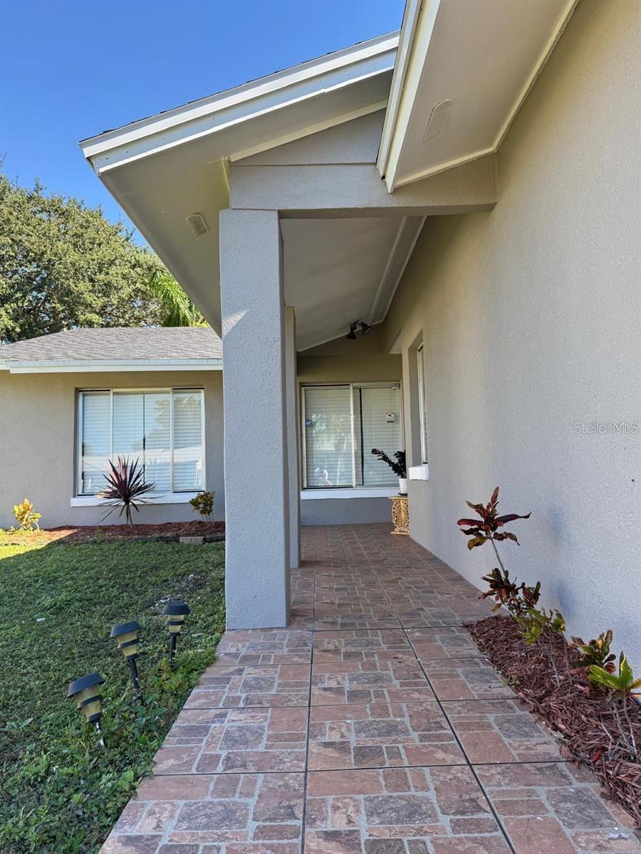 11331 CARDIFF DR, ORLANDO, FL, 32837