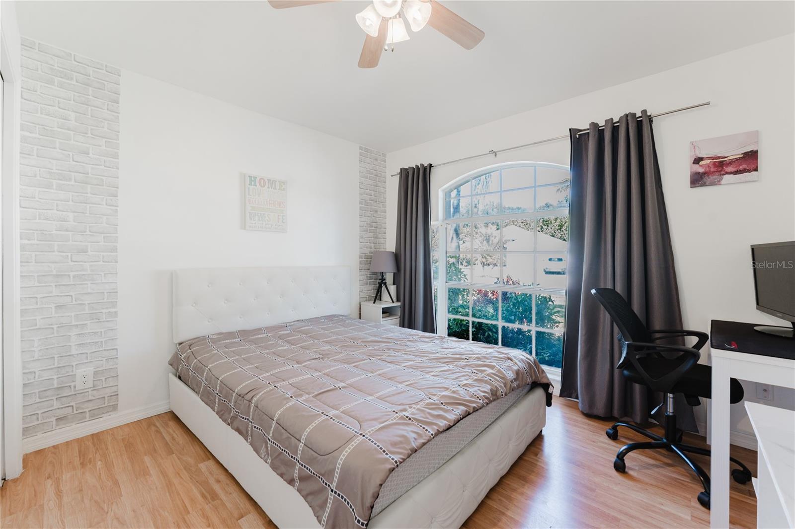 8859 FORT JEFFERSON BLVD, ORLANDO, FL, 32822