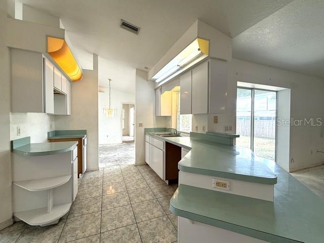 1241 S VENICE BLVD, VENICE, FL, 34293