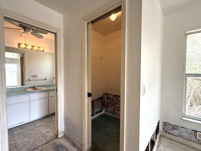 1241 S VENICE BLVD, VENICE, FL, 34293