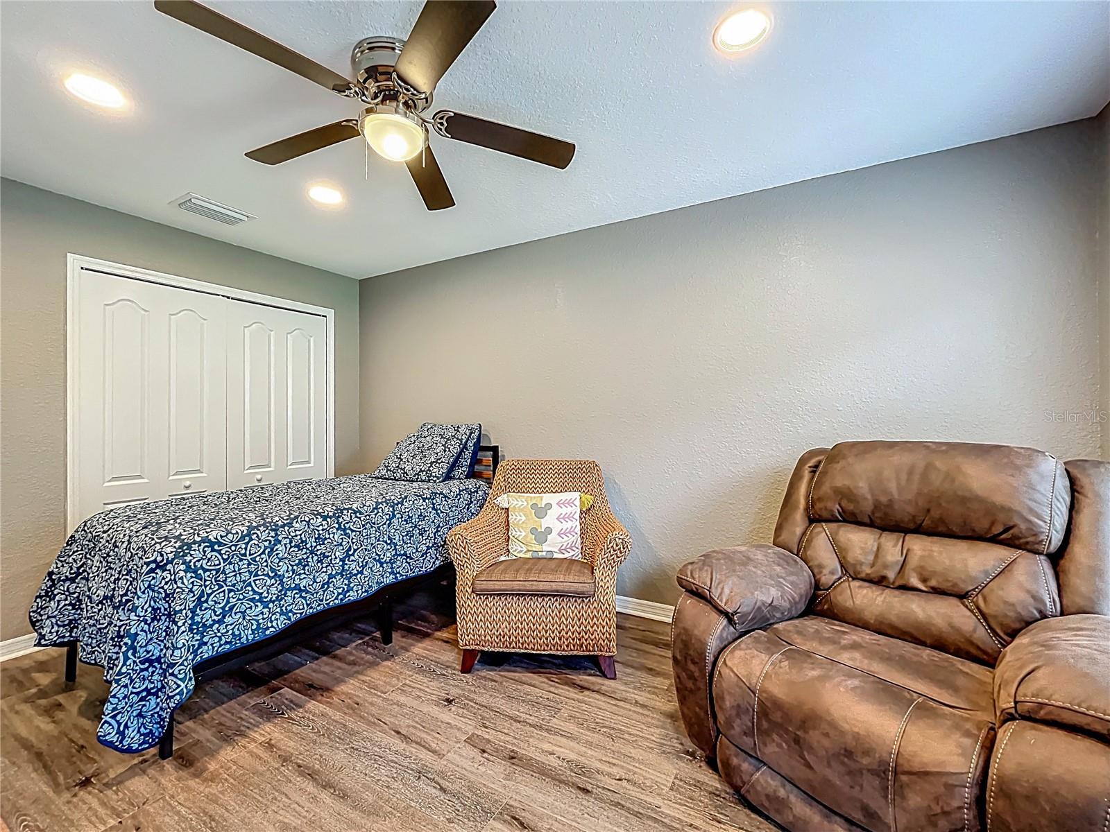 27327 ROANOKE DR, LEESBURG, FL, 34748