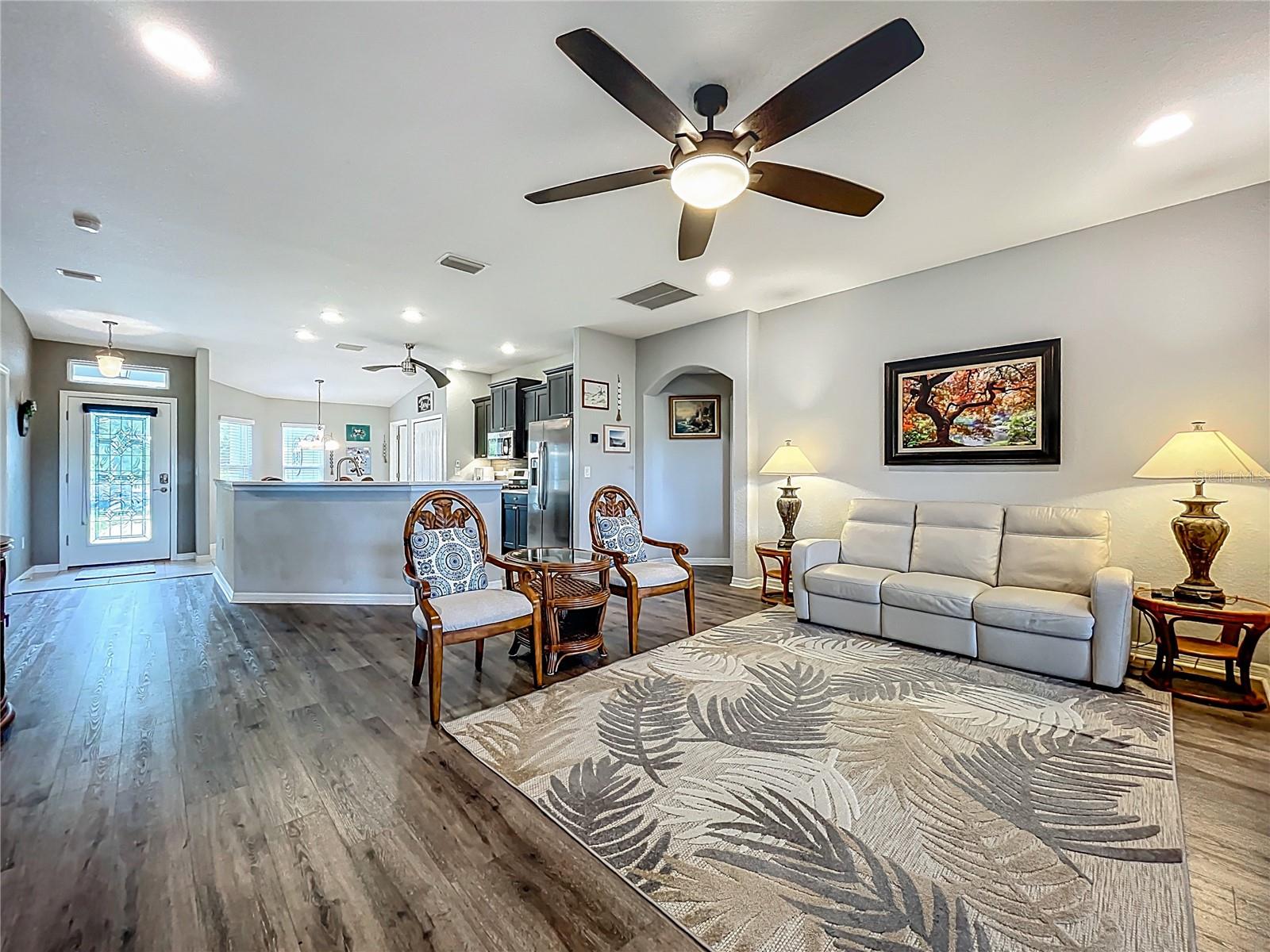 27327 ROANOKE DR, LEESBURG, FL, 34748
