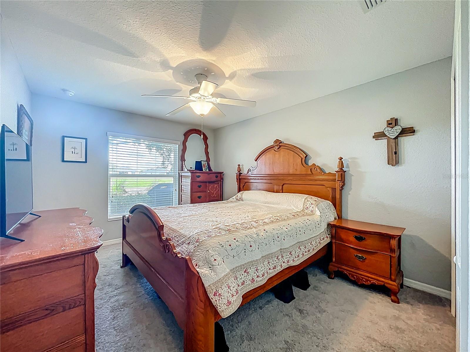 27327 ROANOKE DR, LEESBURG, FL, 34748