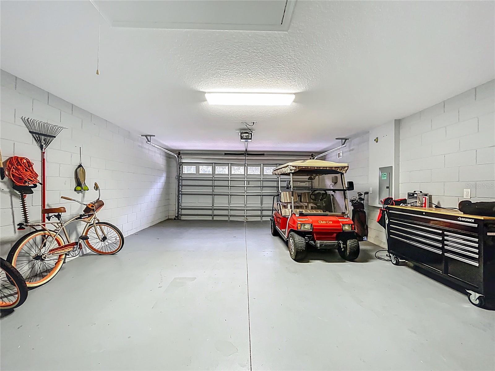 27327 ROANOKE DR, LEESBURG, FL, 34748