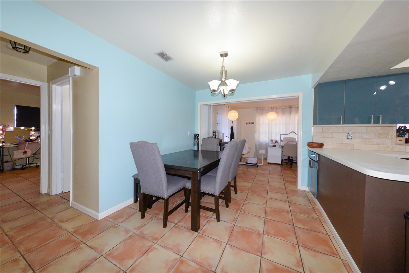 9215 KINGSTON RD, BRADENTON, FL, 34210
