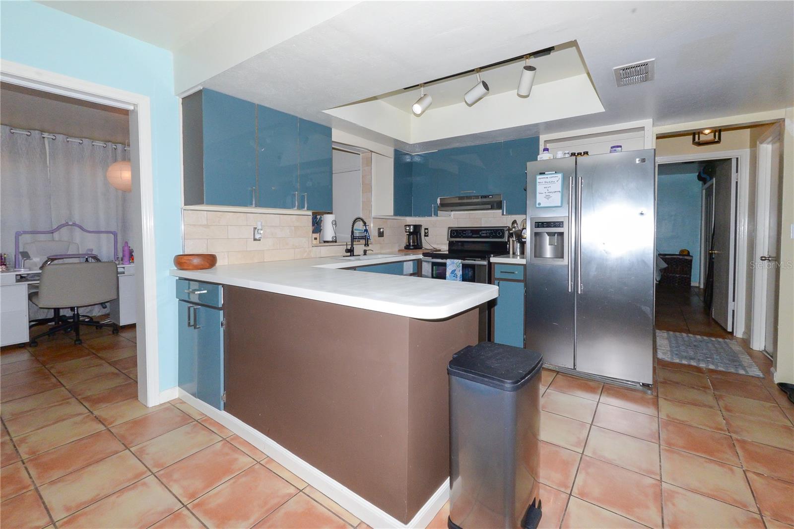 9215 KINGSTON RD, BRADENTON, FL, 34210