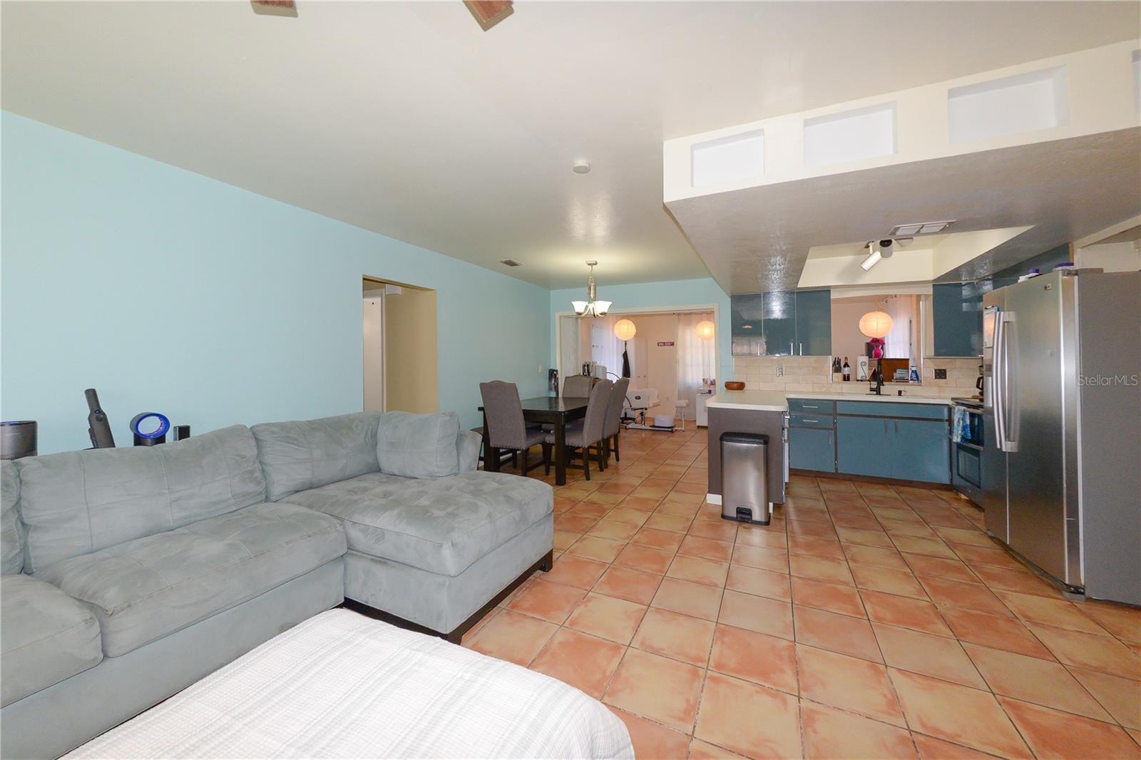 9215 KINGSTON RD, BRADENTON, FL, 34210
