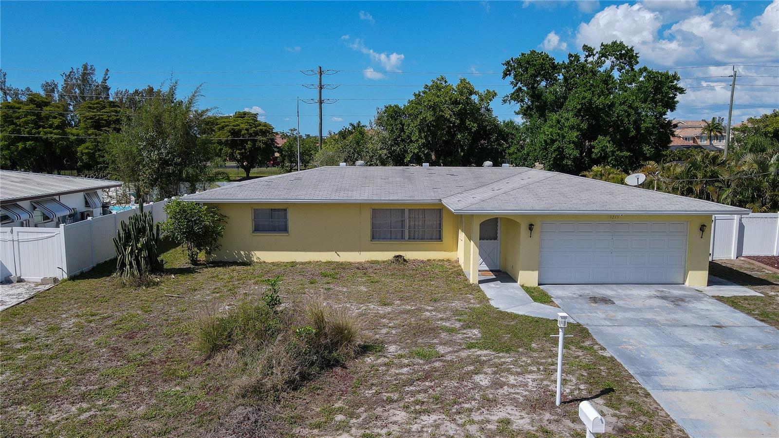 9215 KINGSTON RD, BRADENTON, FL, 34210