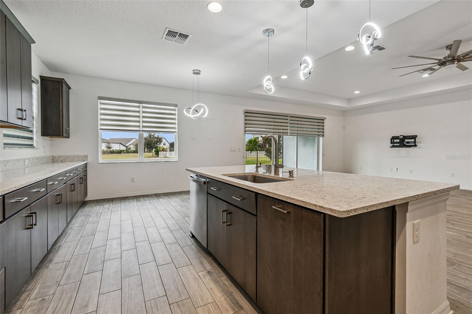 10752 GREEN HARVEST DR, RIVERVIEW, FL, 33578
