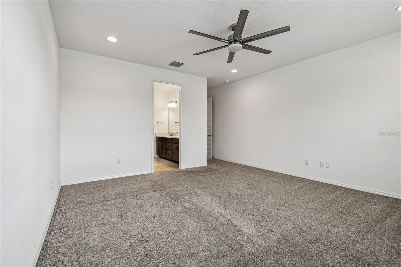 10752 GREEN HARVEST DR, RIVERVIEW, FL, 33578