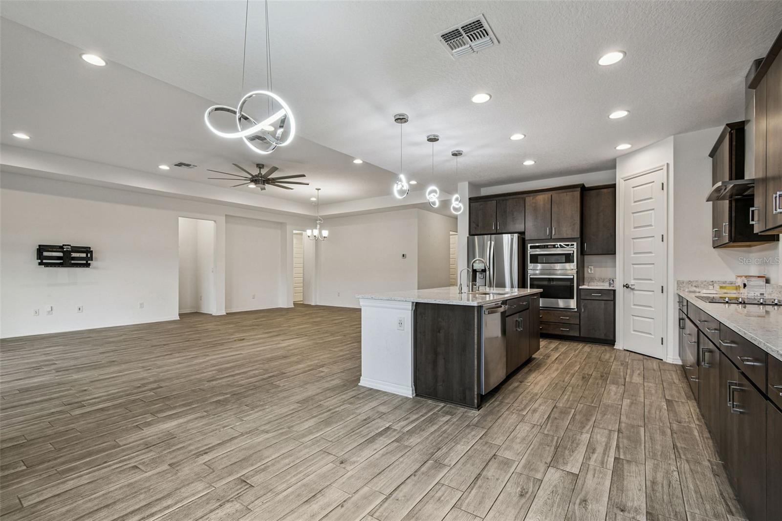 10752 GREEN HARVEST DR, RIVERVIEW, FL, 33578