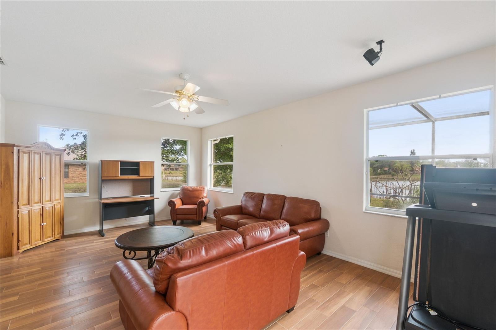 961 PERU CT, DELTONA, FL, 32738