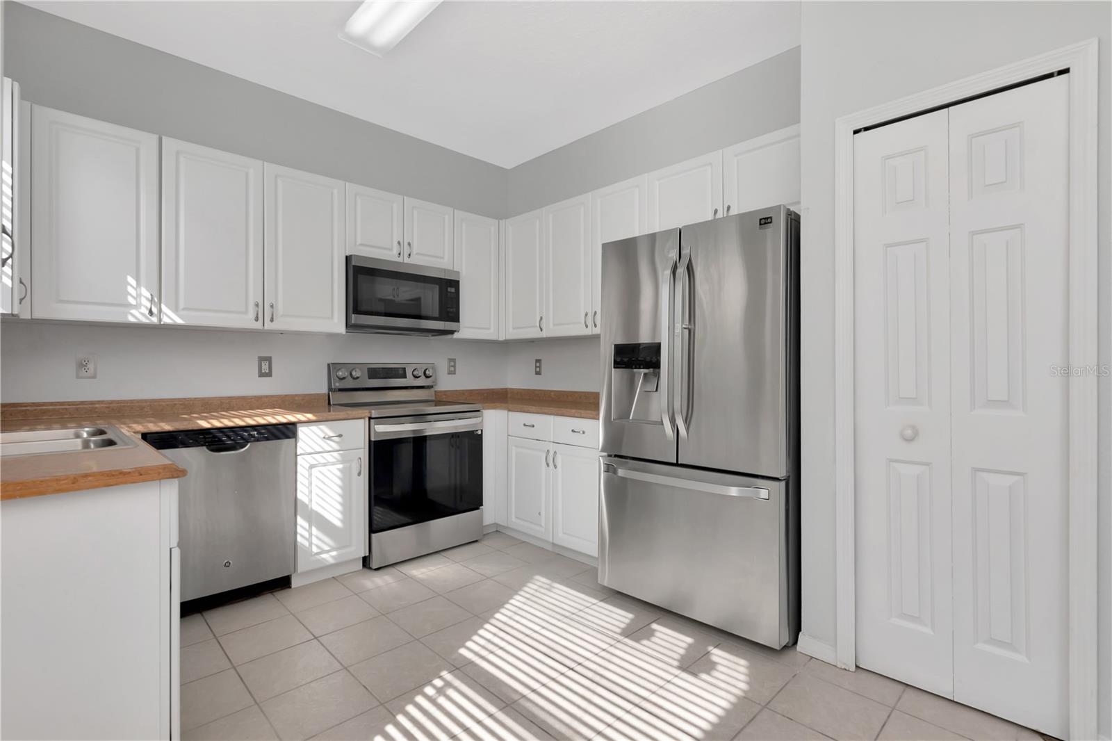 34902 TEEVIEW LN, ZEPHYRHILLS, FL, 33541