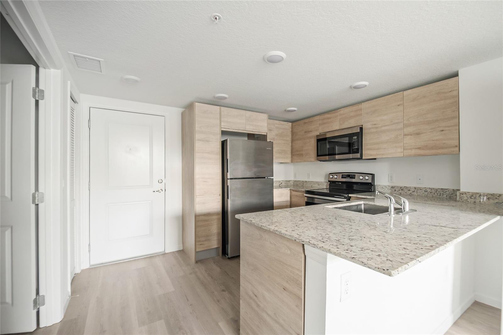 1230 SOUTHSTATION PL #304, ORLANDO, FL, 32809