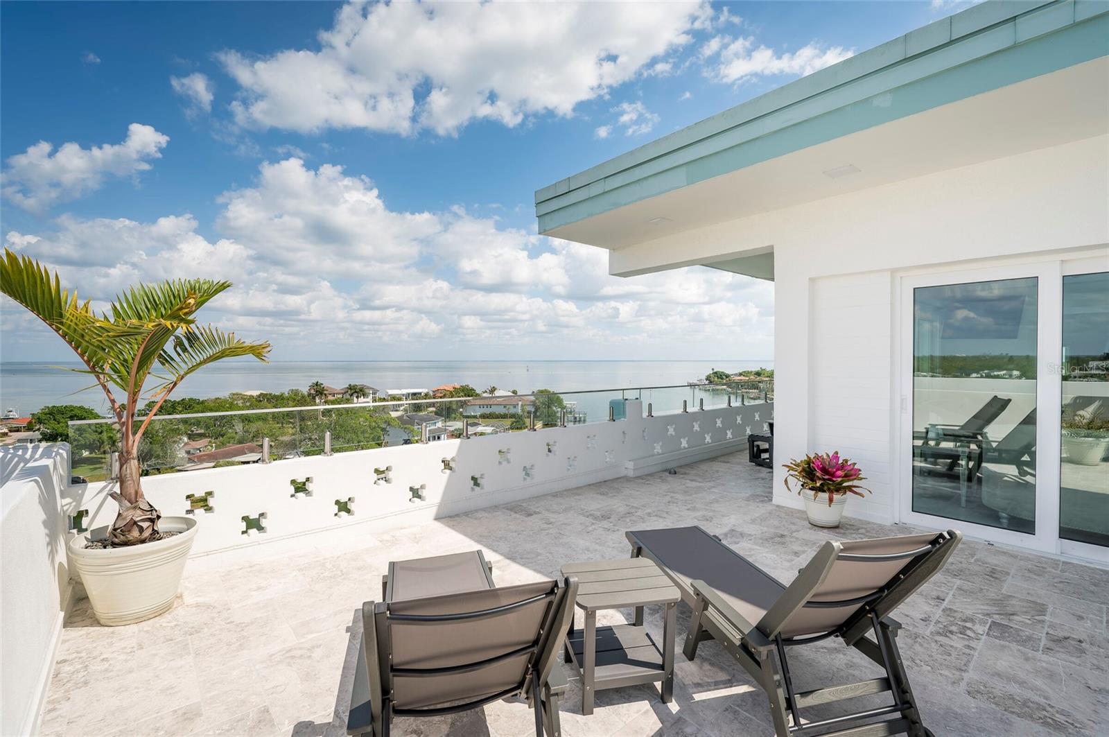 1365 SNELL ISLE BLVD NE #9A, ST PETERSBURG, FL, 33704