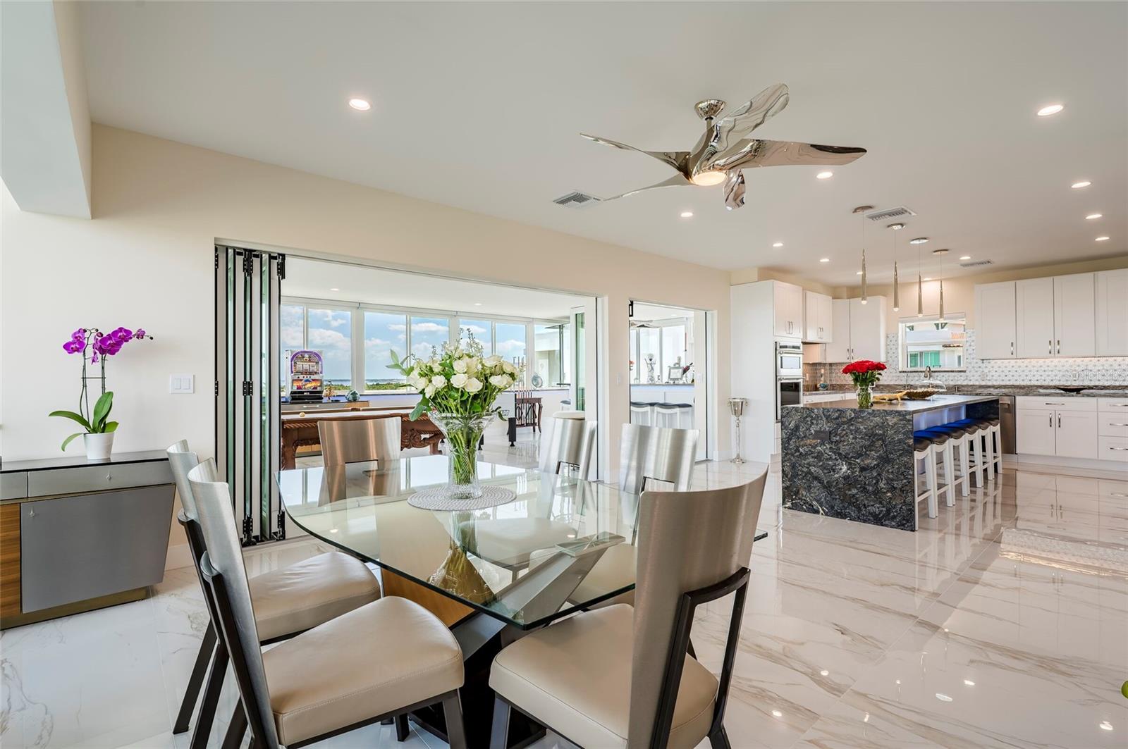 1365 SNELL ISLE BLVD NE #9A, ST PETERSBURG, FL, 33704