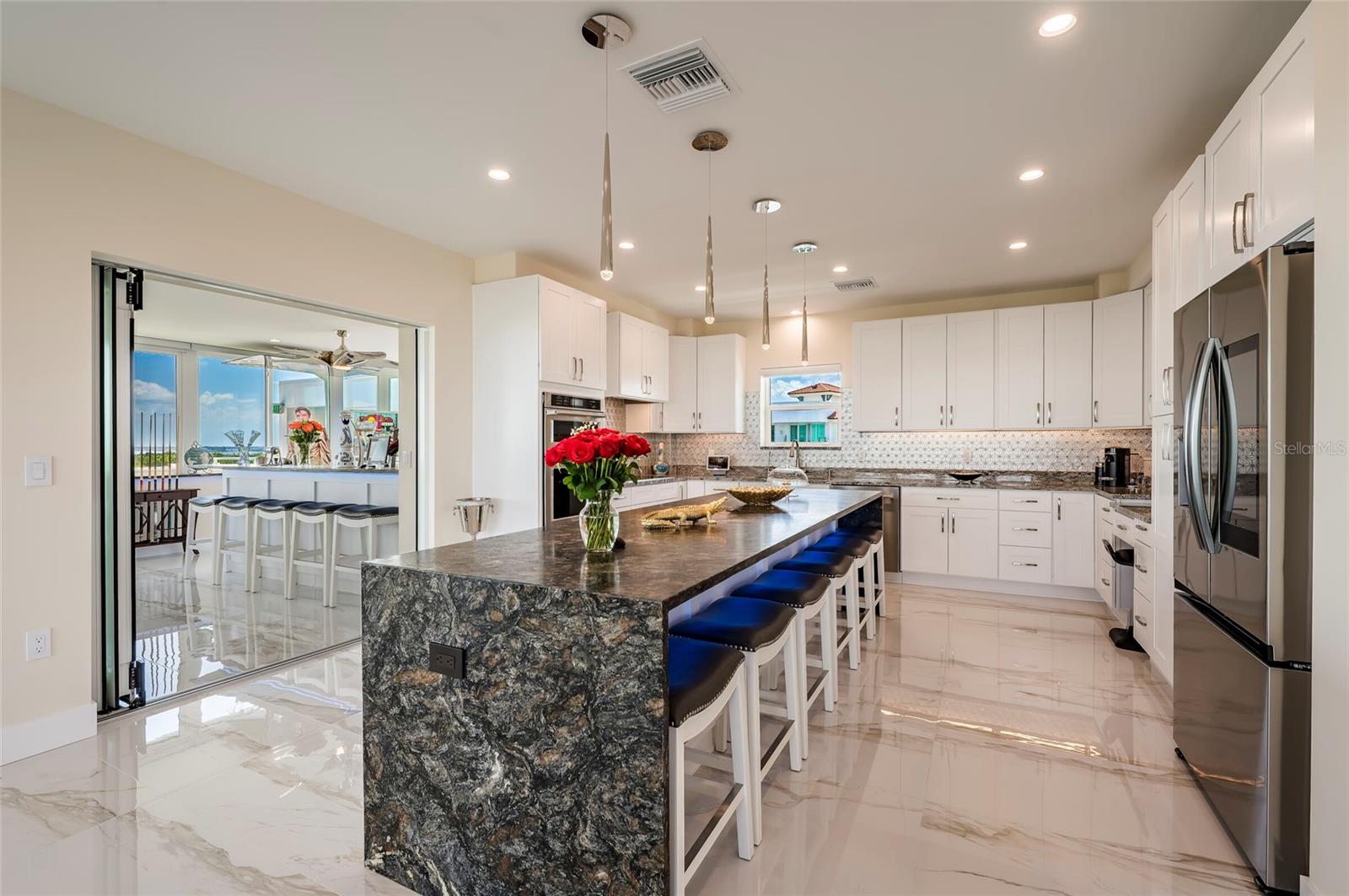 1365 SNELL ISLE BLVD NE #9A, ST PETERSBURG, FL, 33704