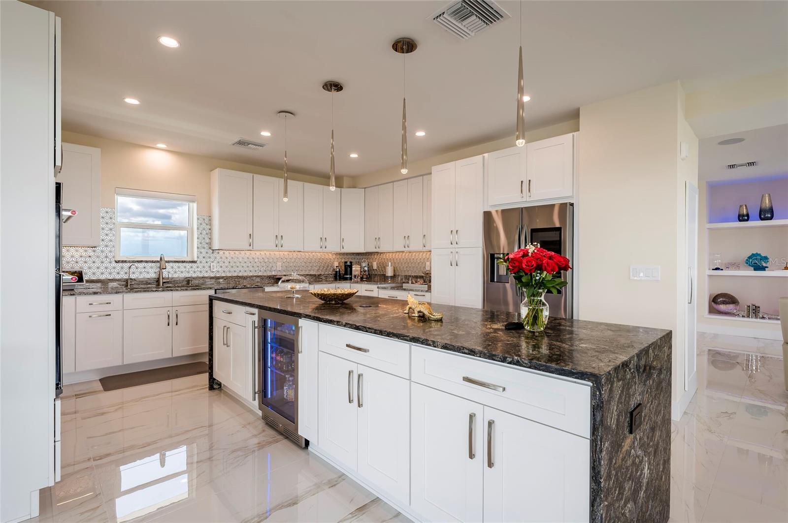 1365 SNELL ISLE BLVD NE #9A, ST PETERSBURG, FL, 33704