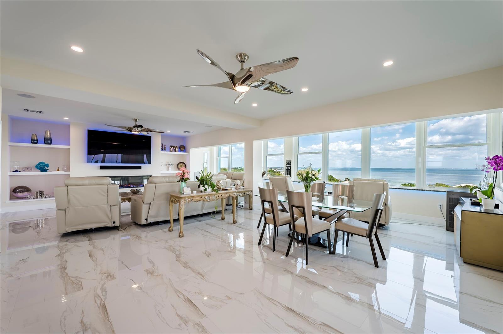 1365 SNELL ISLE BLVD NE #9A, ST PETERSBURG, FL, 33704