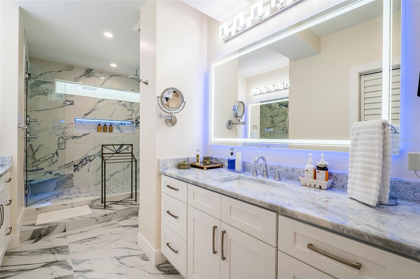 1365 SNELL ISLE BLVD NE #9A, ST PETERSBURG, FL, 33704