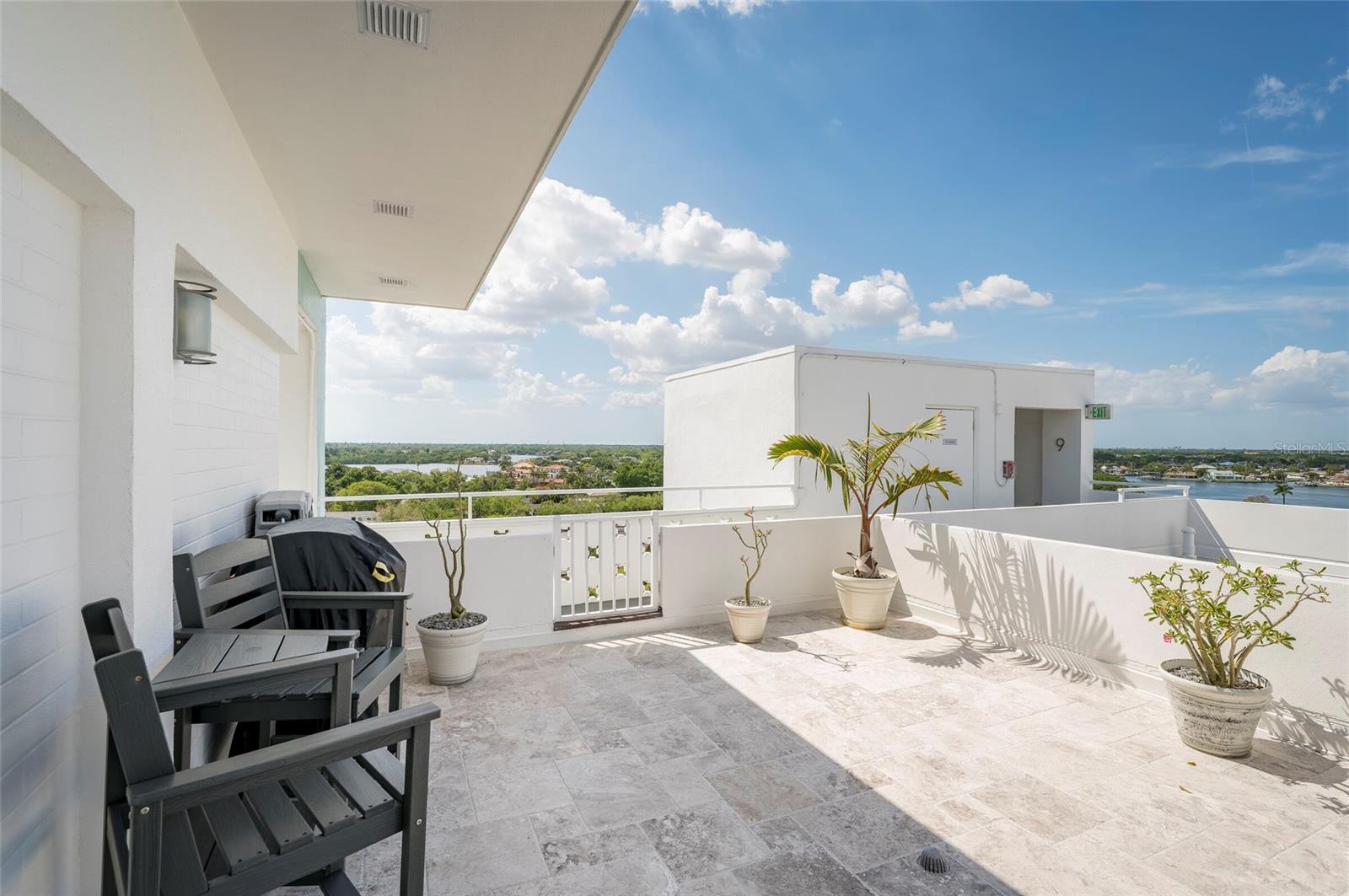 1365 SNELL ISLE BLVD NE #9A, ST PETERSBURG, FL, 33704