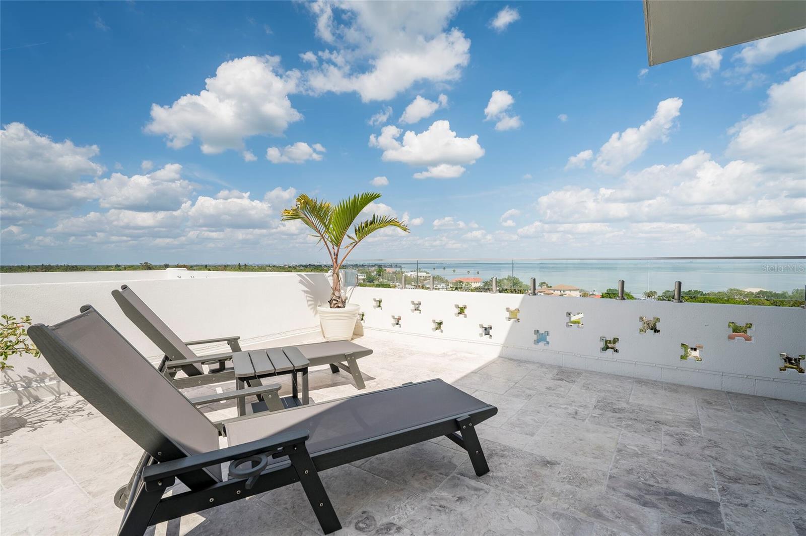 1365 SNELL ISLE BLVD NE #9A, ST PETERSBURG, FL, 33704