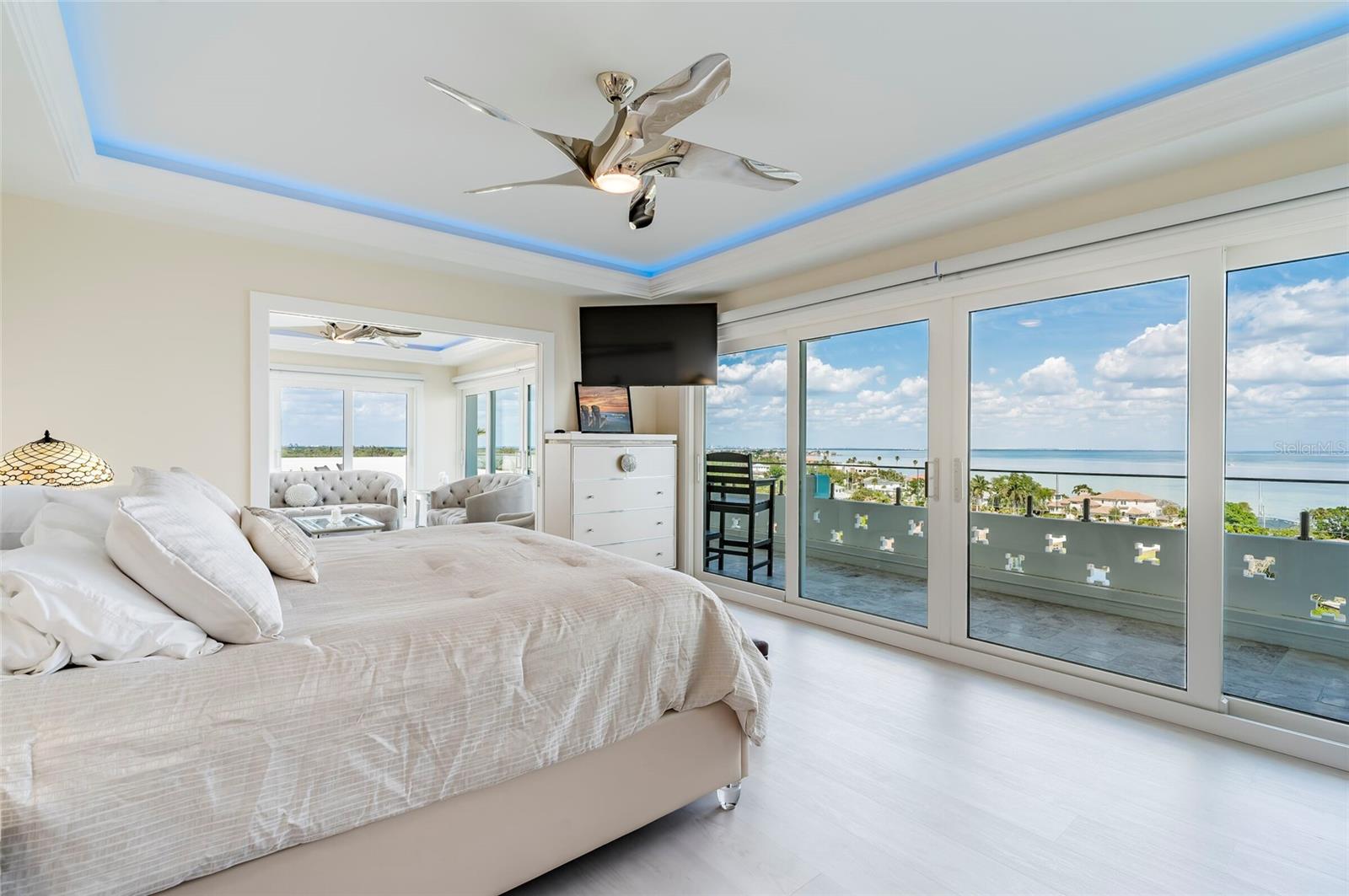 1365 SNELL ISLE BLVD NE #9A, ST PETERSBURG, FL, 33704