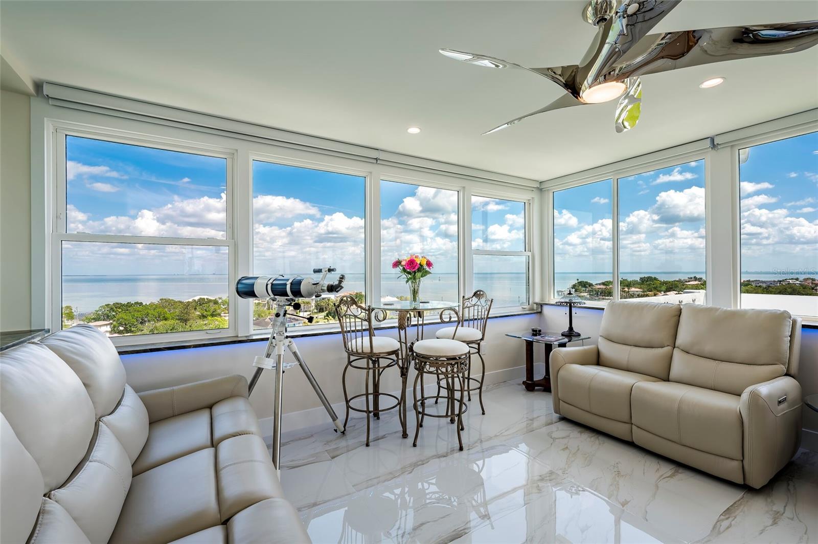 1365 SNELL ISLE BLVD NE #9A, ST PETERSBURG, FL, 33704