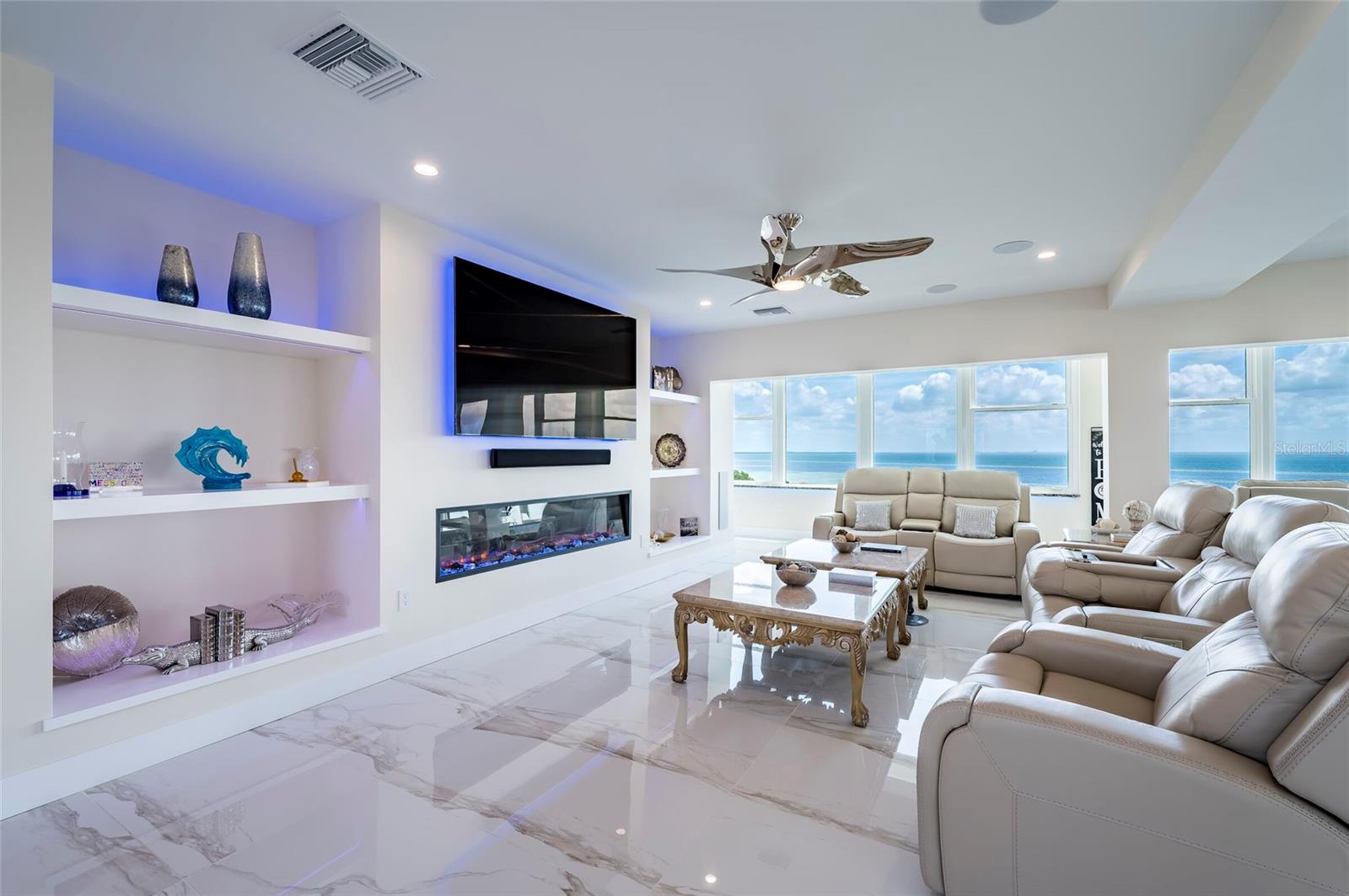 1365 SNELL ISLE BLVD NE #9A, ST PETERSBURG, FL, 33704