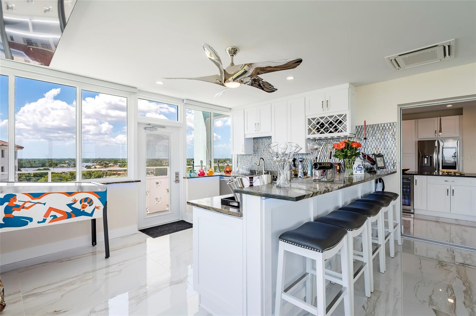 1365 SNELL ISLE BLVD NE #9A, ST PETERSBURG, FL, 33704