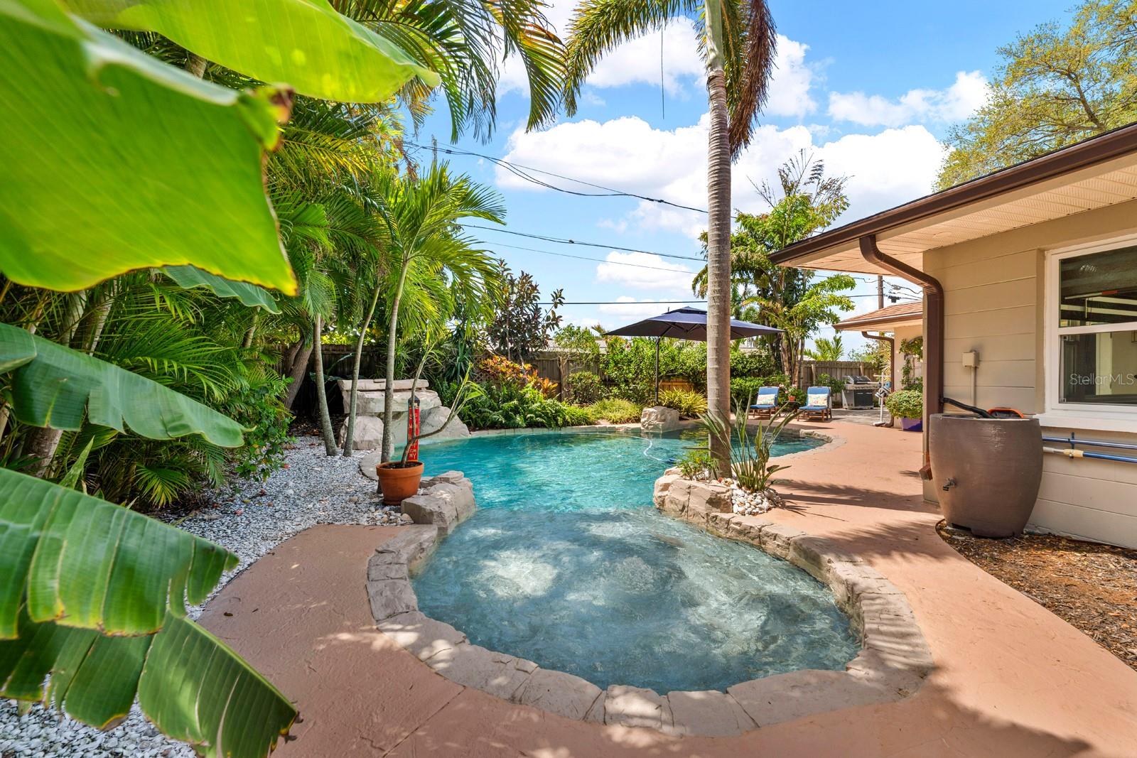 1100 36TH AVE NE, ST PETERSBURG, FL, 33704