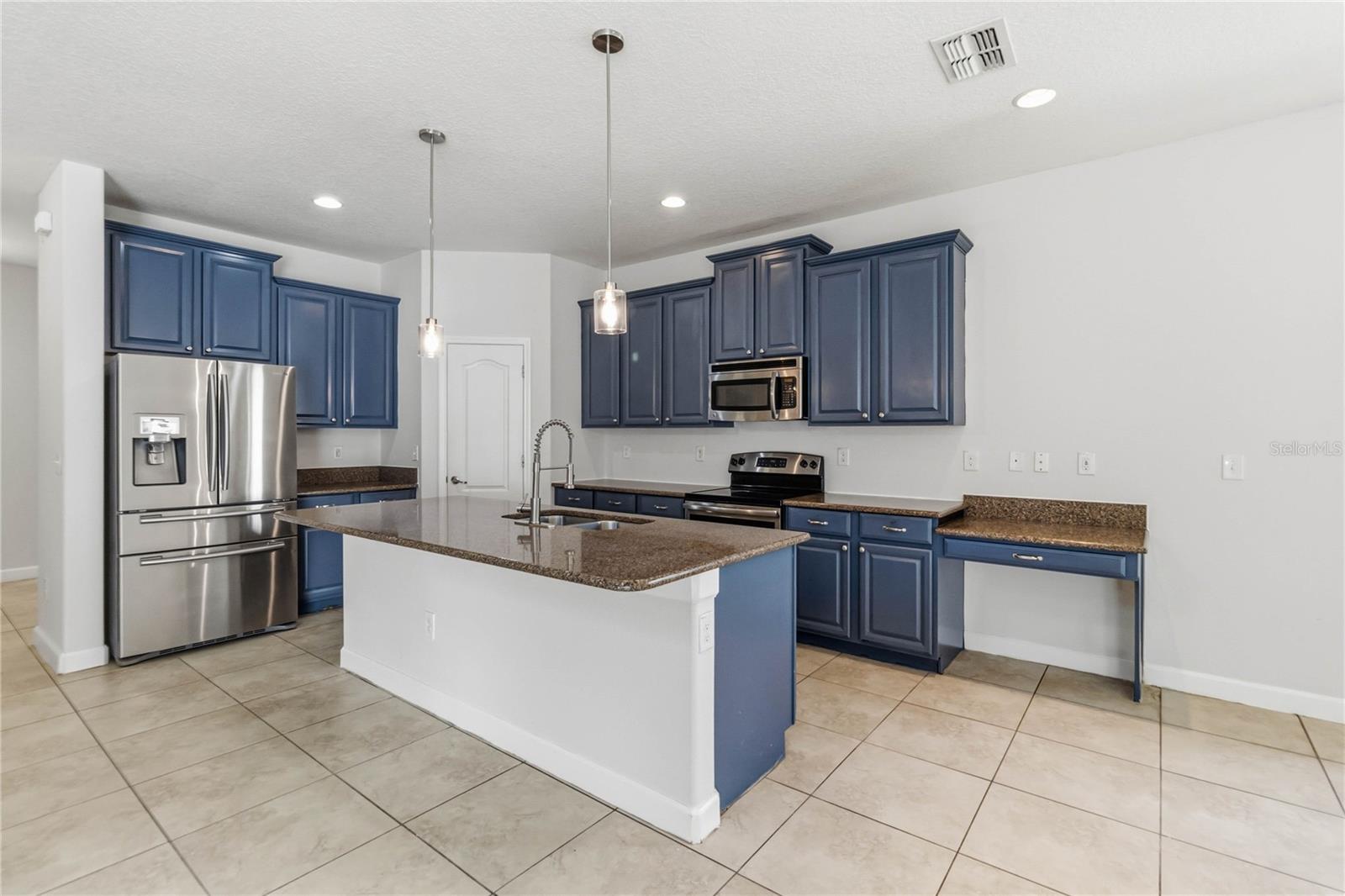 3209 BAYFLOWER AVE, ST CLOUD, FL, 34773